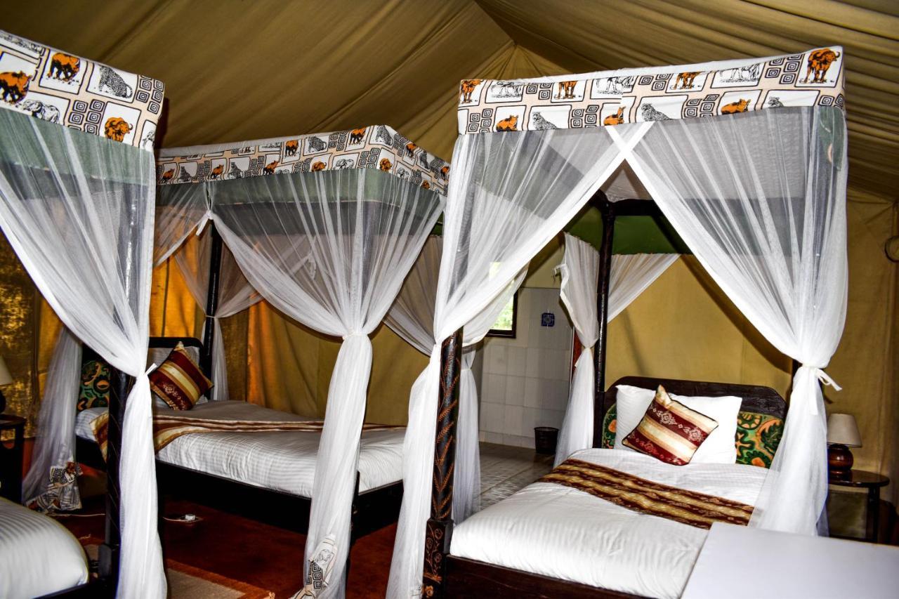 Crater Lake Tented Camp And Game Sanctuary Найваша Екстериор снимка